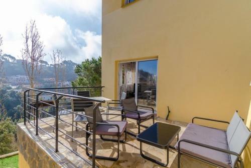 Lloret De Mar Villa Sleeps 4 Pool