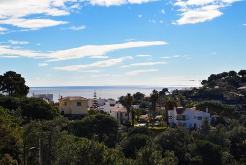 Lloret De Mar Villa Sleeps 6 Pool Wifi
