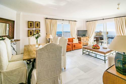 Apartamento Mdm- Beachfront Penthouse In Marbella