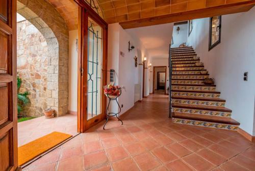 Platja D'aro Villa Sleeps 8 Pool Wifi
