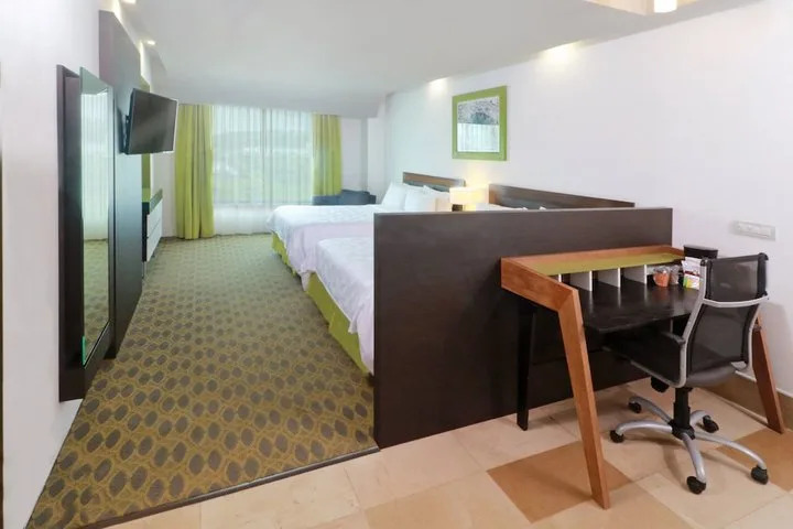 Hotel Holiday Inn Queretaro Zona Krystal
