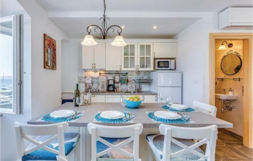 One-bedroom Apartment In Kostrena