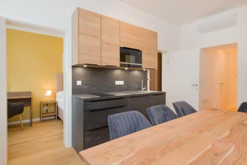Vienna Stay Apartment / Hotel 1050