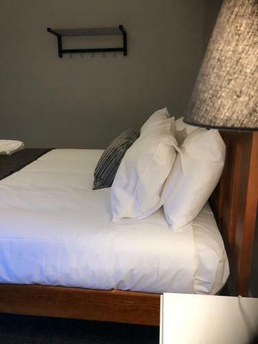 Cornwall Hotel