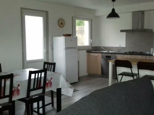 Maison Erdeven, 4 Pi�ces, 8 Personnes - Fr-1-397-41