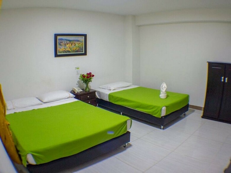 Hotel Imperio 70