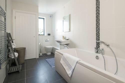 Carbis Bay Villa Sleeps 10 Wifi