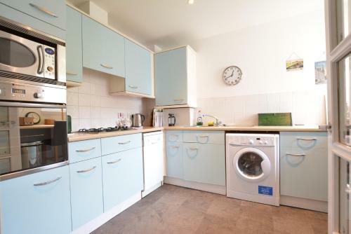 Apartamentos Holyrood Park - Carparking Included!