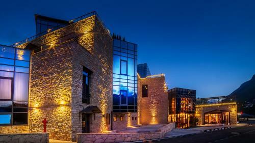 Hotel Porta Caucasia Kazbegi