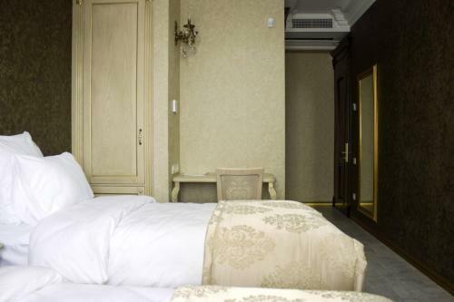 Neapol Boutique Hotel