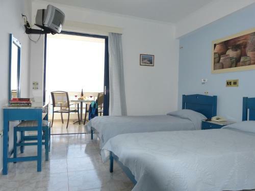 Ostria Seaside Studios And Apartments