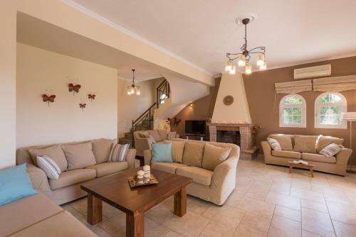 Corfu Villa Kokkini With Swimming Pool