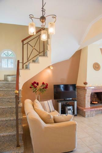 Corfu Villa Kokkini With Swimming Pool