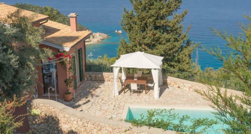 Agios Nikitas Nature Villas