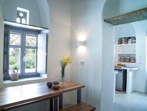 Hostal Tutti Blu Tinos Living Space