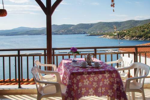 Apartamento Pyrgadikia Paradise