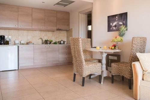 Hotel Zoe Seaside Resort