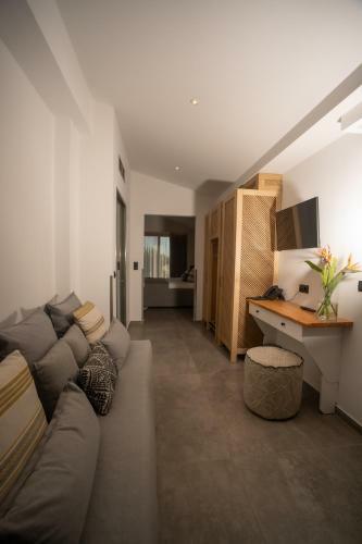 Hotel Zoe Seaside Resort