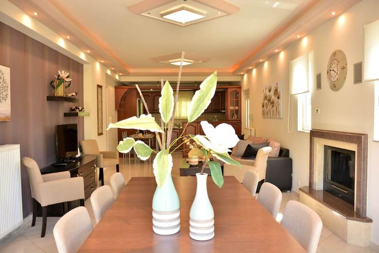 Amarlia Villa