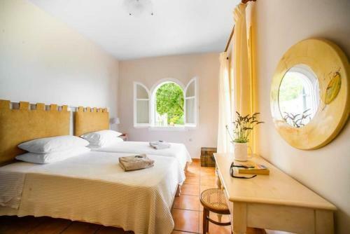 Apraos Villa Sleeps 14 Pool Air Con Wifi