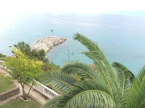 Apollon Apartments