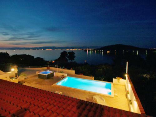 Holiday Home Zdenko 1