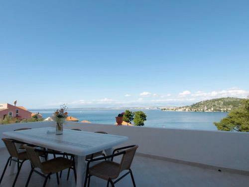 Holiday Home Zdenko 1