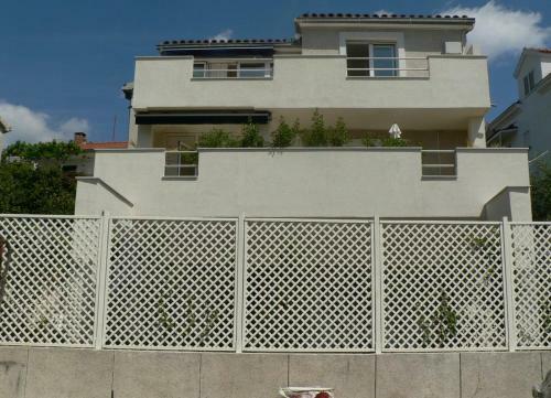 Apartment Vesa - By The Sea