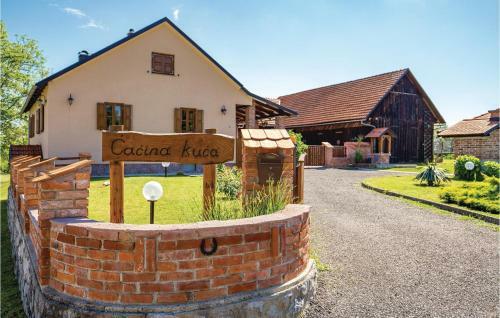 Two-bedroom Holiday Home In Bosiljevo