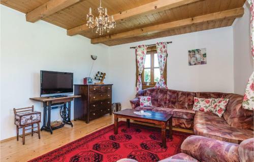 Two-bedroom Holiday Home In Bosiljevo