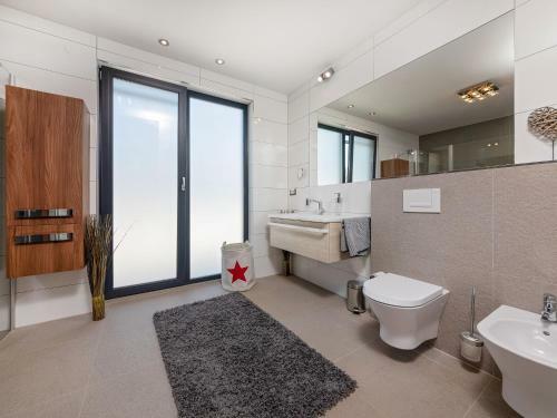 Luxury Villa With Private Pool In Labinci