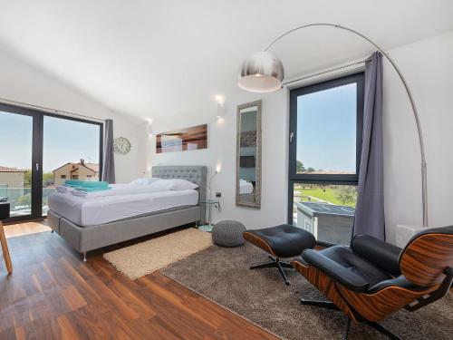 Luxury Villa With Private Pool In Labinci