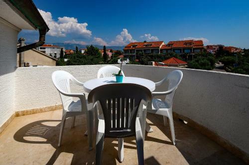 City Pool Apartments Novalja