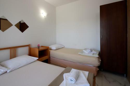 City Pool Apartments Novalja