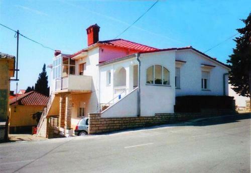 Apartments Kati - 150m From Center