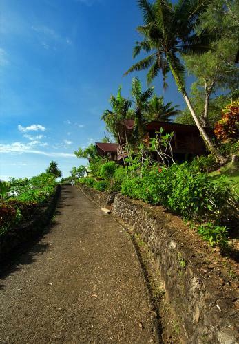 Hotel Palau Carolines Resort