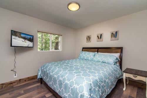 Homewood Cabin Among The Pines
