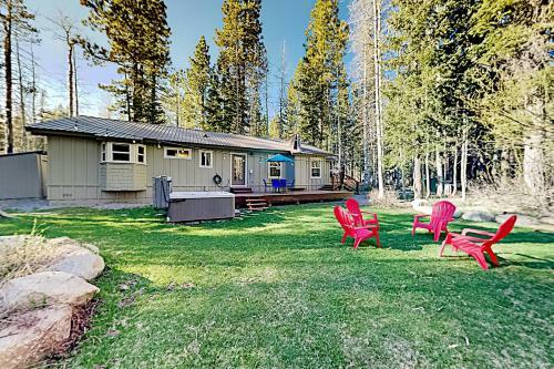 Homewood Cabin Among The Pines