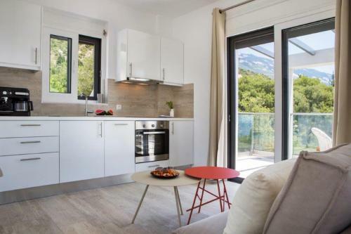 Ligarion Aroma Villas View Resort