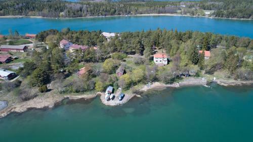 Hostal Sk�rg�rdsskolan Saaristokoulu