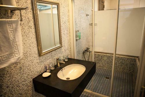 My Starry Bed And Breakfast