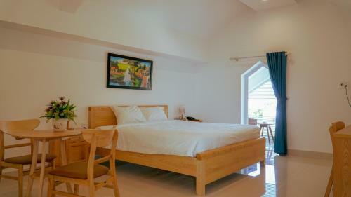 Villa Riverside White House Hotel
