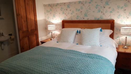 Hostal Sadlers Guest House