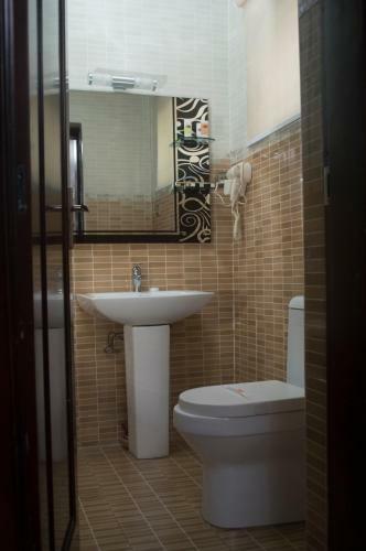 Hotel Grandbee Suites