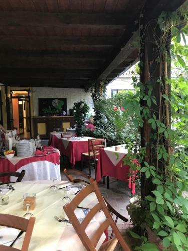 Hotel Ristorante Il Boschetto