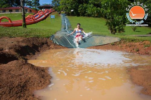 Hotel Caliraya Resort Club