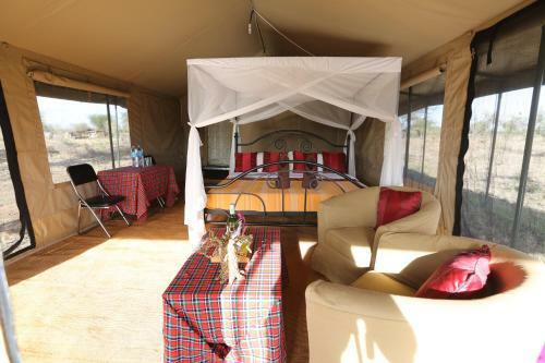 Serengeti Wild Camp