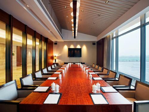 Hotel Jinling Resort Tianquan Lake