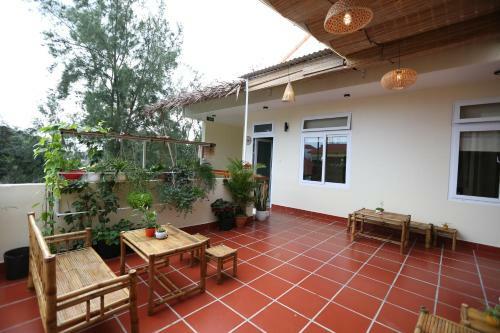 Bed & Breakfast An Bang Beach Town Homestay