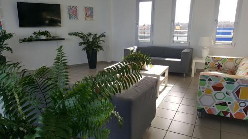 Ciw Hostel